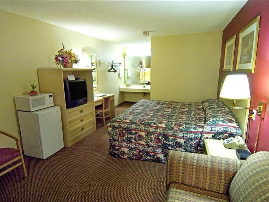 Hometowne Studios By Red Roof Florence, Ky-Cincinnati Airport מראה חיצוני תמונה